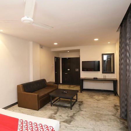 Oyo 15966 Hotel Shivam Kolkata Ngoại thất bức ảnh