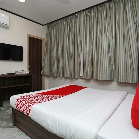 Oyo 15966 Hotel Shivam Kolkata Ngoại thất bức ảnh